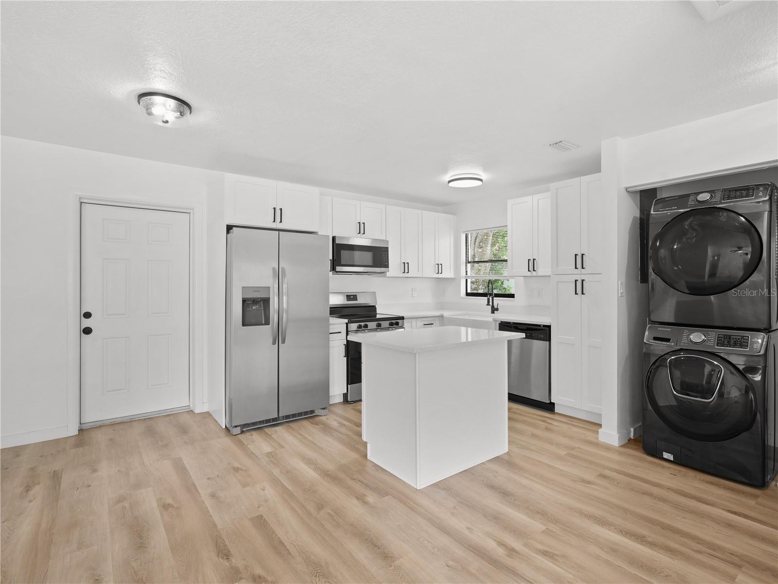 2181 LINDEN ROAD, Winter Park, FL 32792 2181 LINDEN ROAD, Winter Park, FL 32792