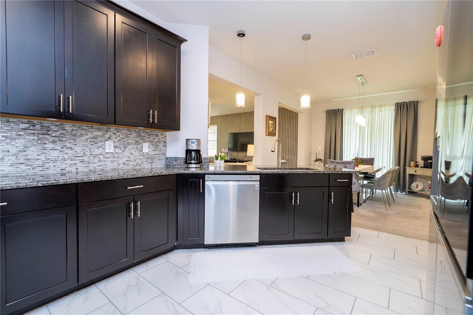 1327 SHINNECOCK HILLS DRIVE, Davenport, FL 33896