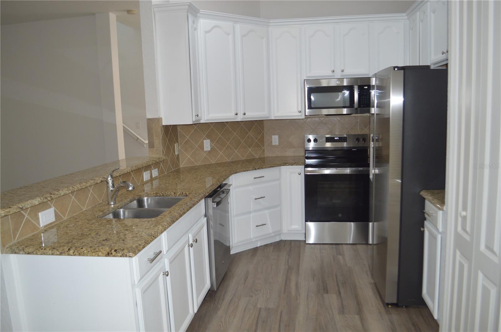 6828 HELMSLEY CIRCLE, Windermere, FL 34786