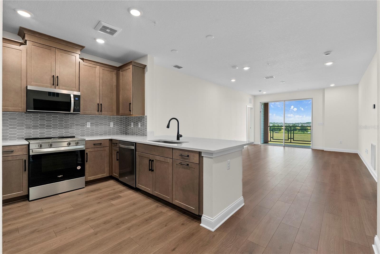 7545 LAUREATE BOULEVARD, #7404, Orlando, FL 32827