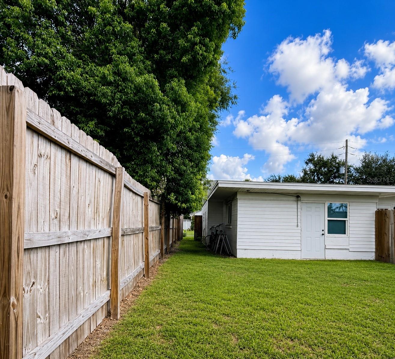 Private, fully fenced, Mother-In-Law suite backyard
