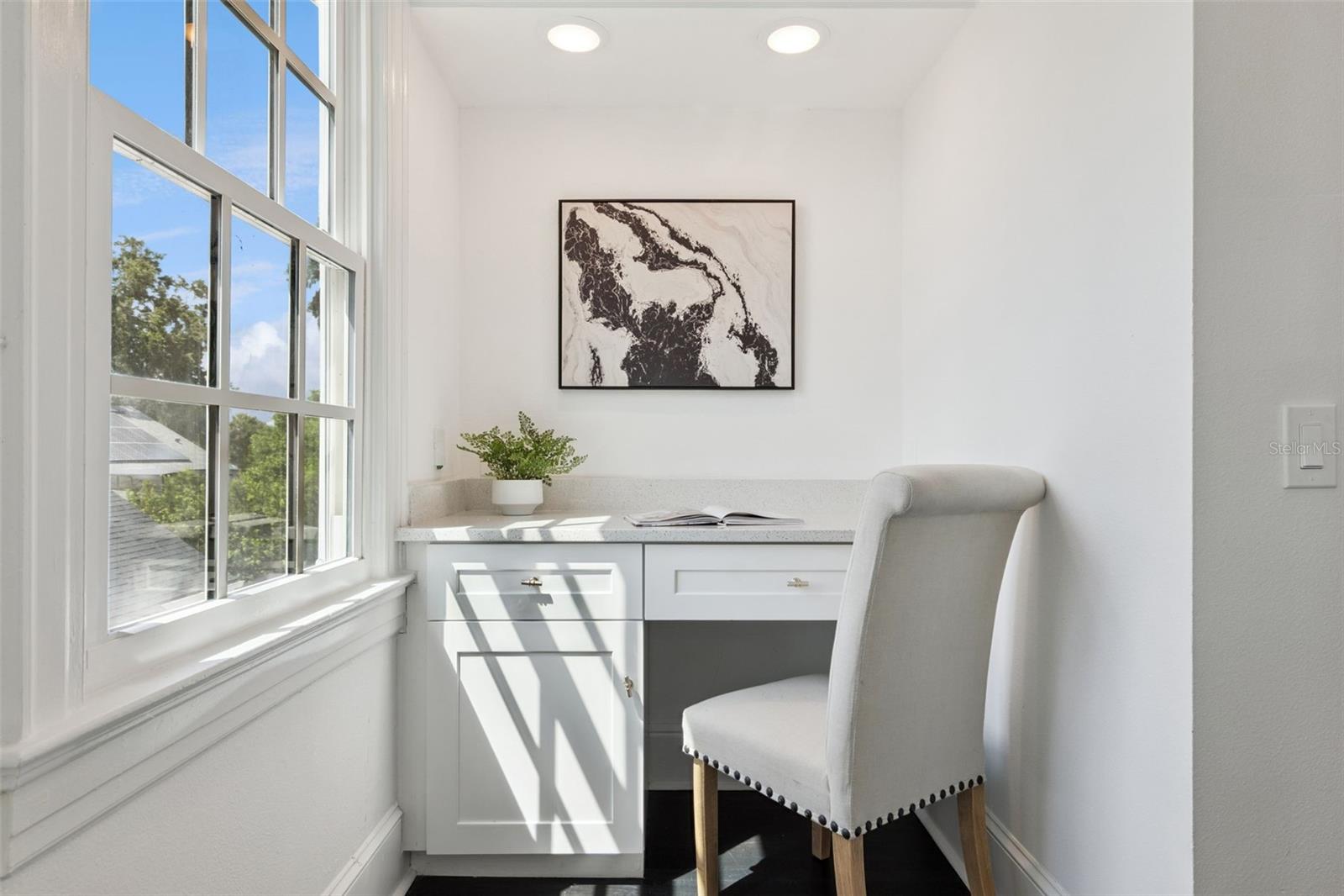 Built-In Desk, Upstairs