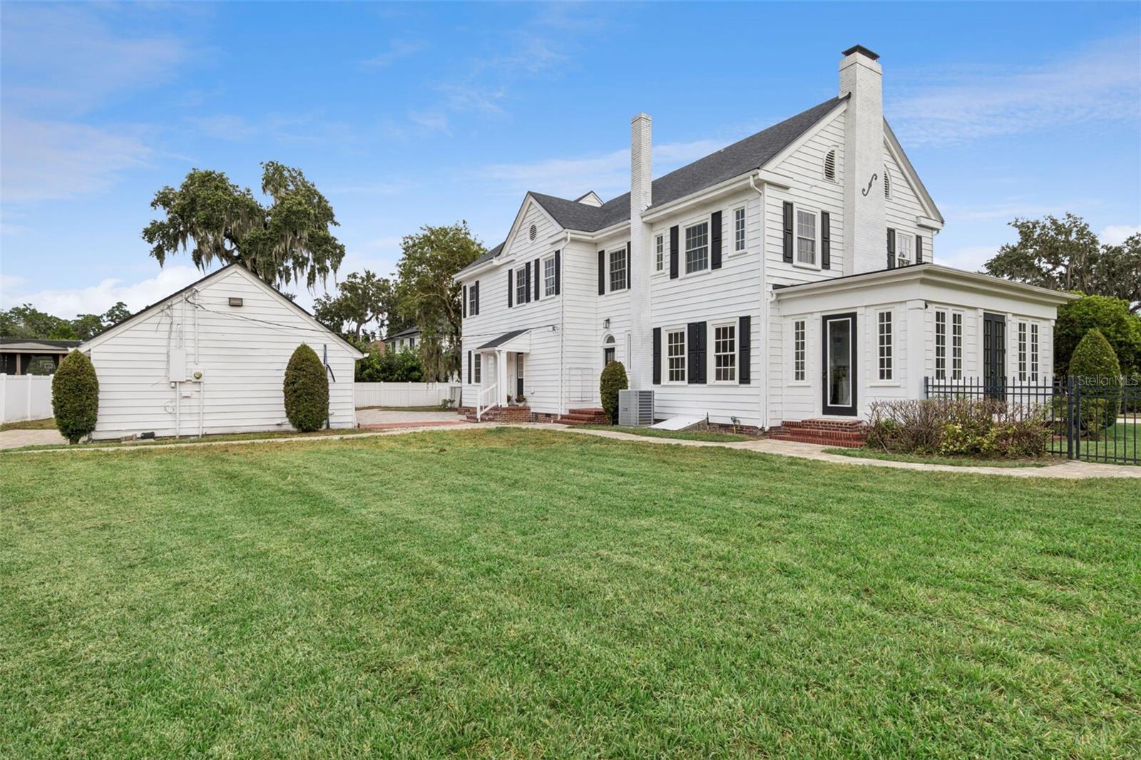 Fenced Yard