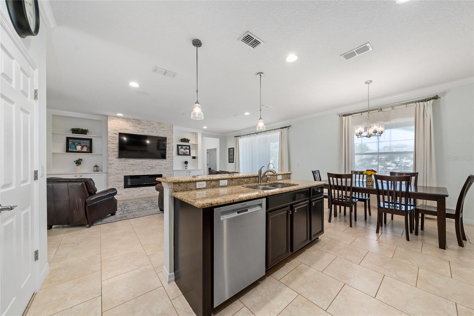 2202 REDMARK LANE, Winter Garden, FL 34787