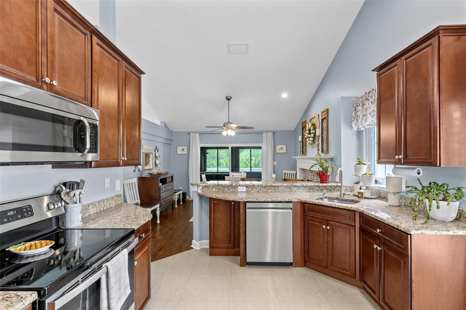 633 PUGH STREET, Lake Mary, FL 32746