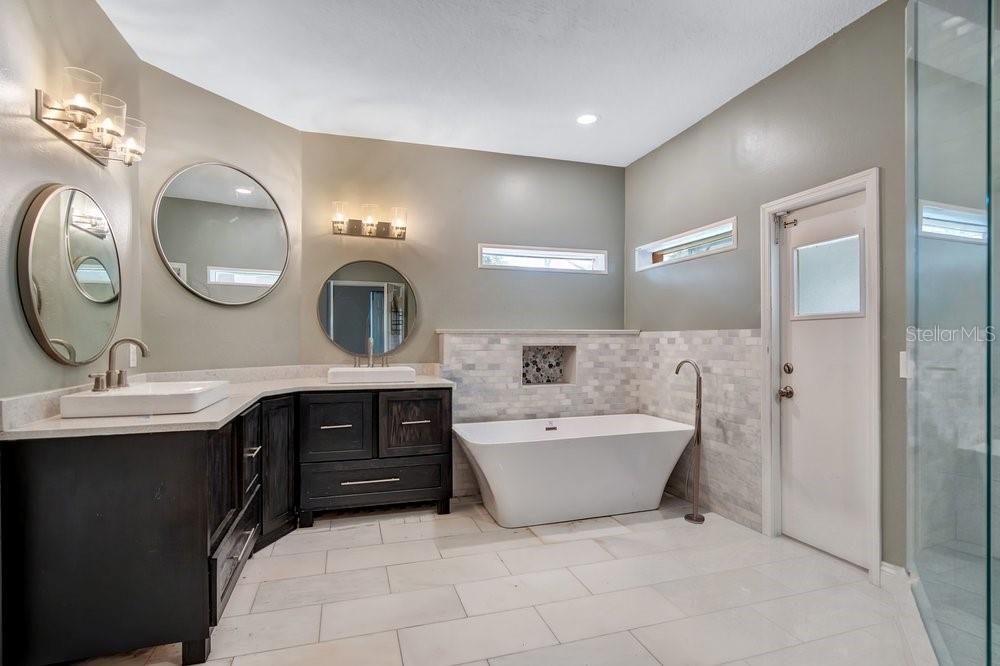 Digitally Enhanced Primary Bath