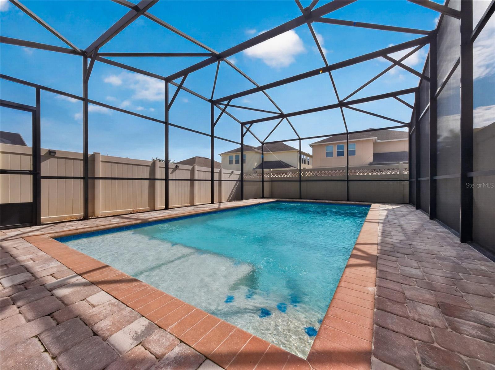 Pool with Sun Shelf