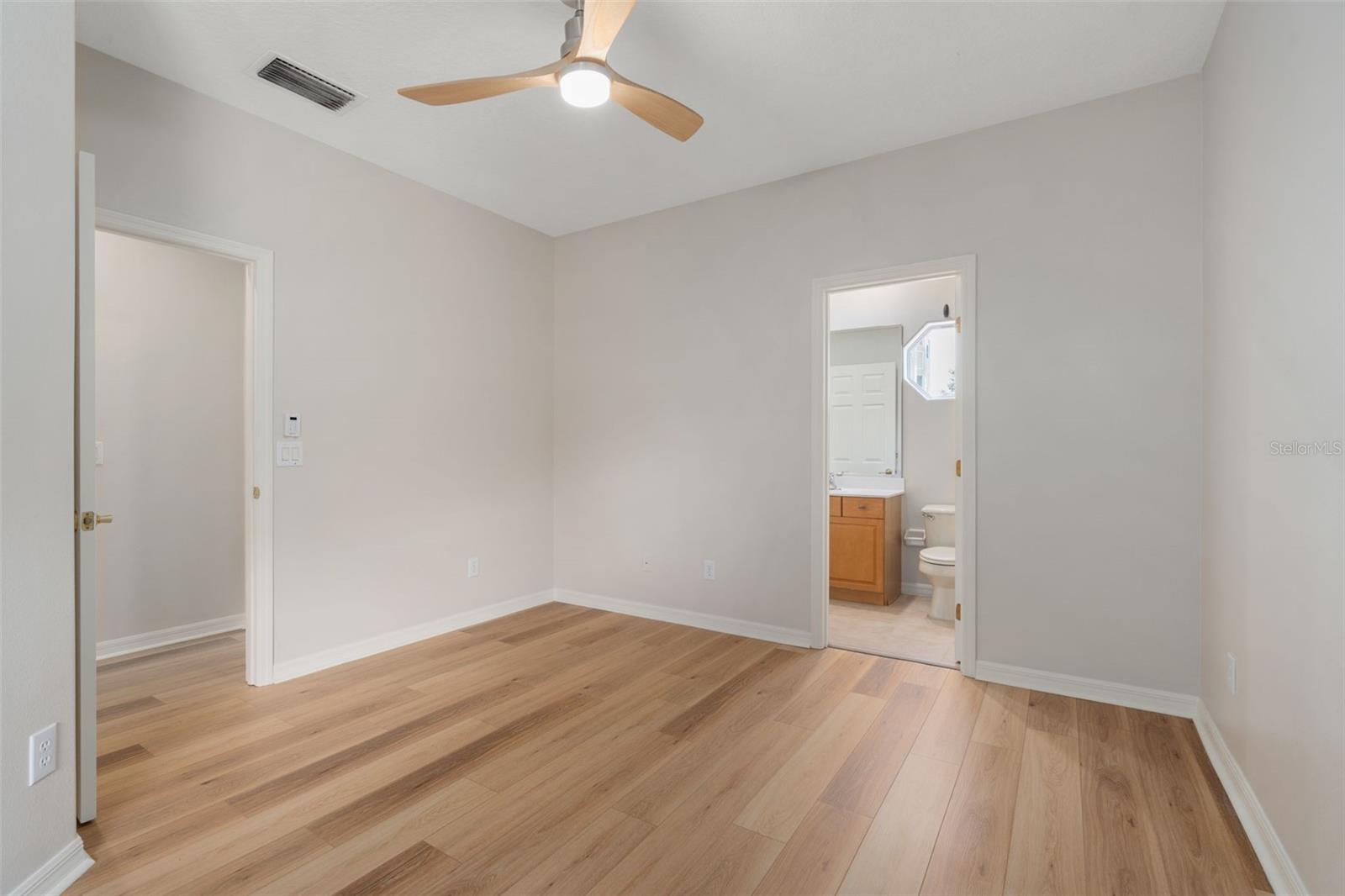 8760 THE ESPLANADE, #50, Orlando, FL 32836