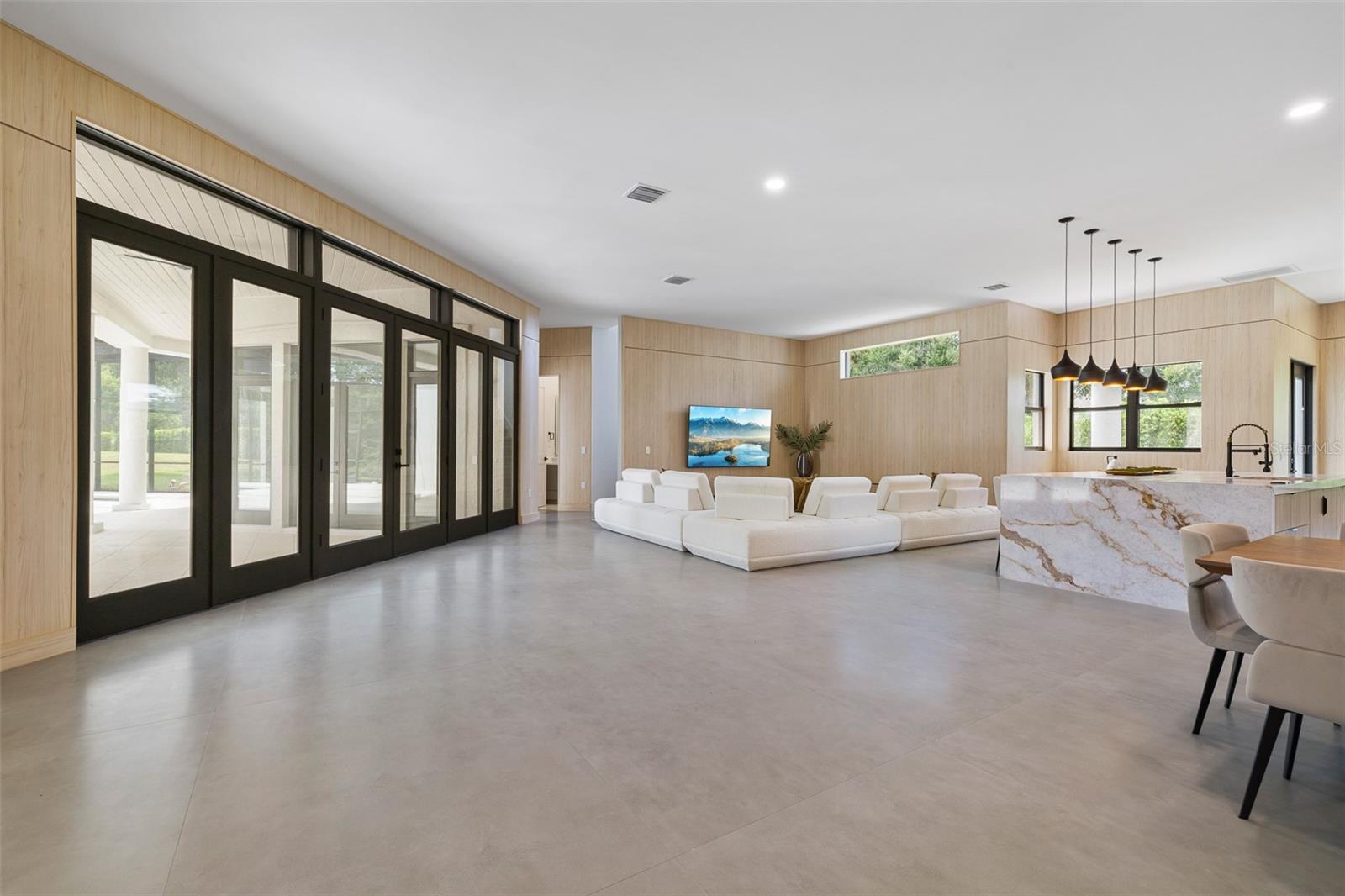 10352 BURRIS COURT, Orlando, FL 32836