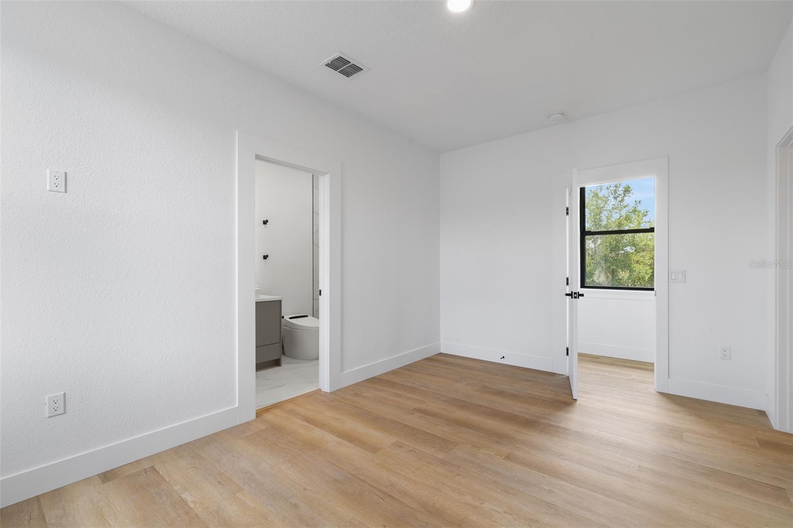 10352 BURRIS COURT, Orlando, FL 32836