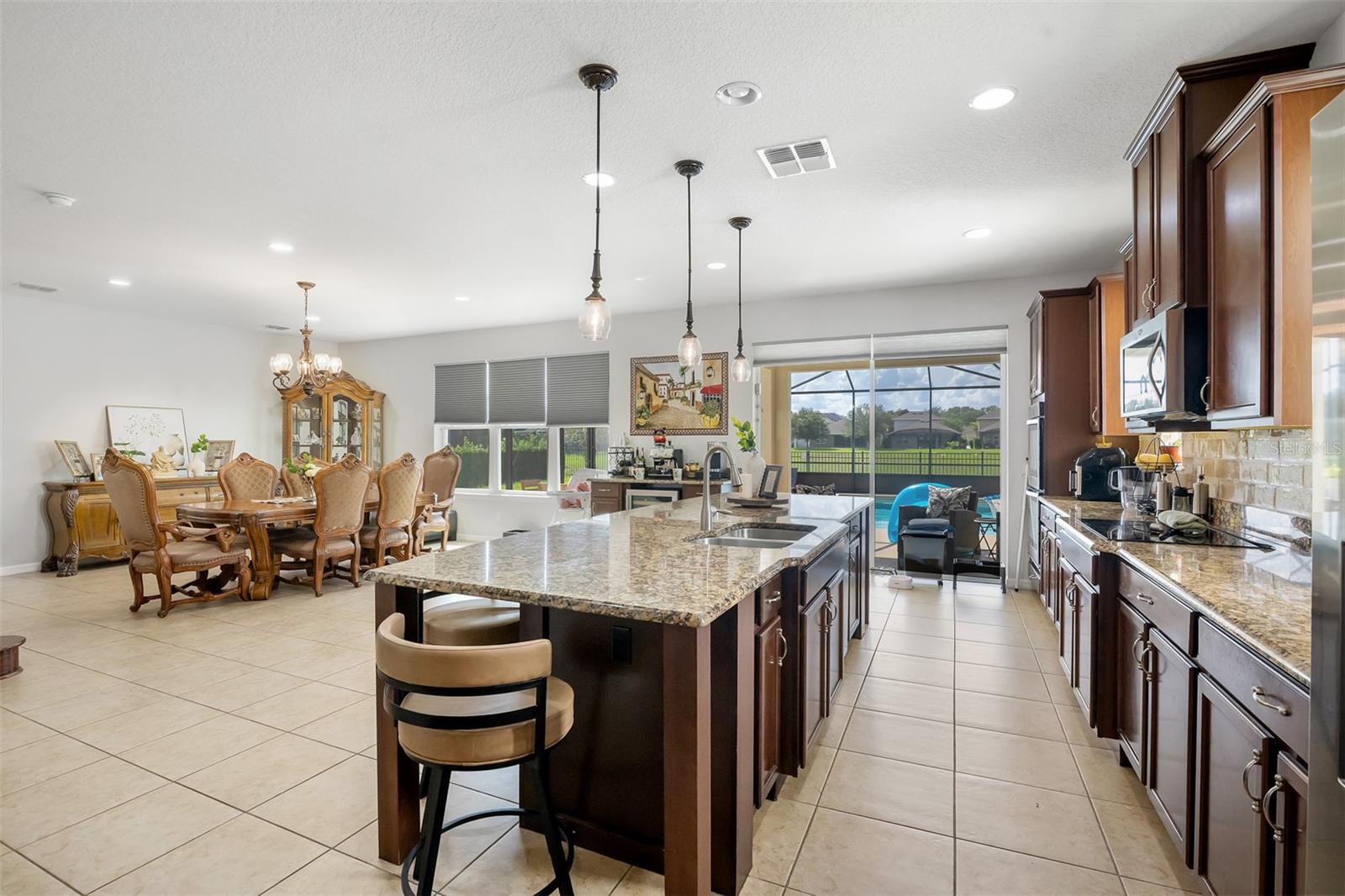 5620 MANGROVE COVE AVENUE, Winter Garden, FL 34787