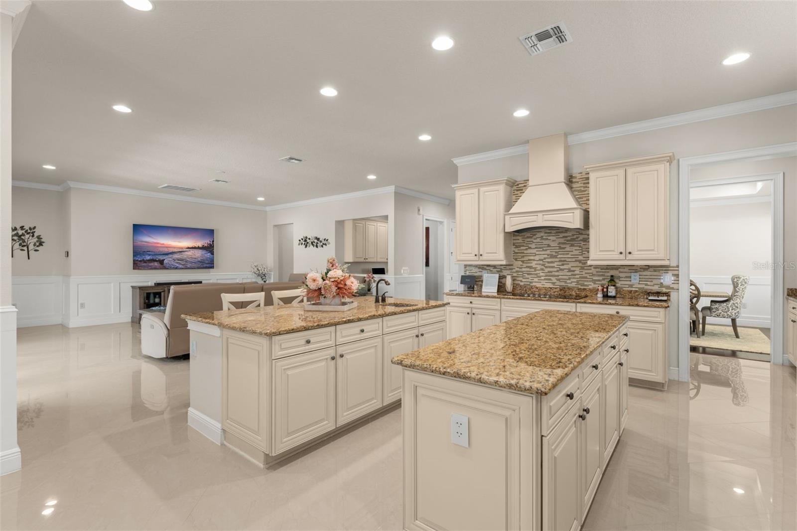 8498 MOREHOUSE DRIVE, Orlando, FL 32836