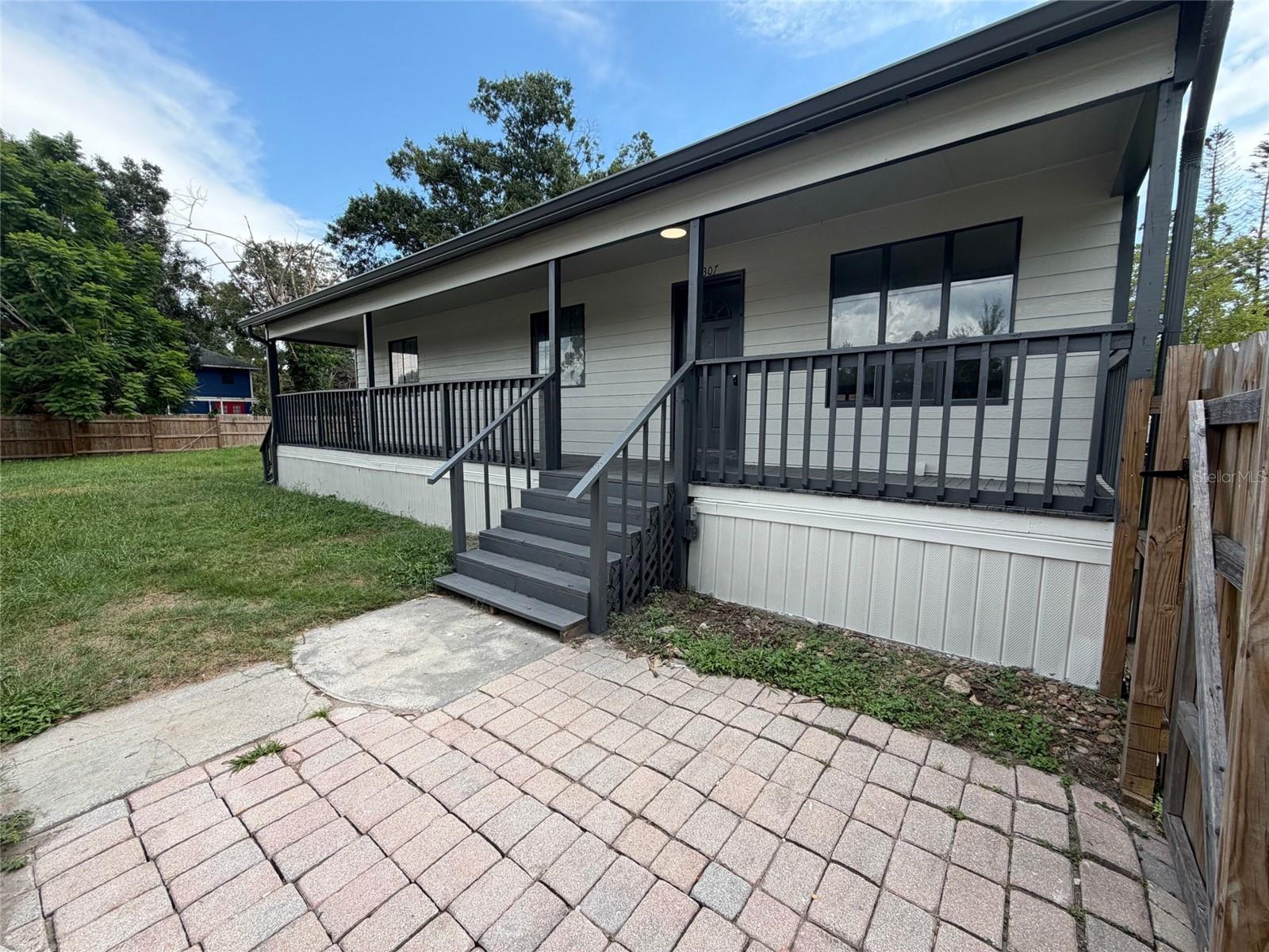 9307 8TH AVENUE, Orlando, FL 32824 9307 8TH AVENUE, Orlando, FL 32824