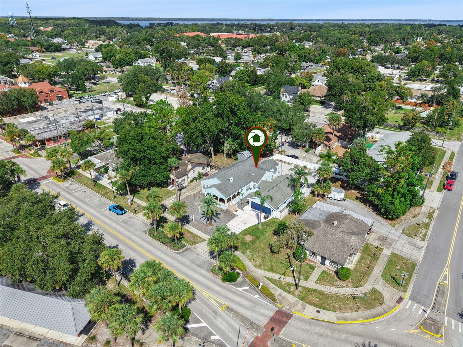 317 E MAIN STREET, Tavares, FL 32778