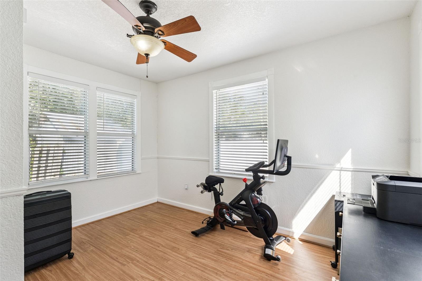 317 E MAIN STREET, Tavares, FL 32778