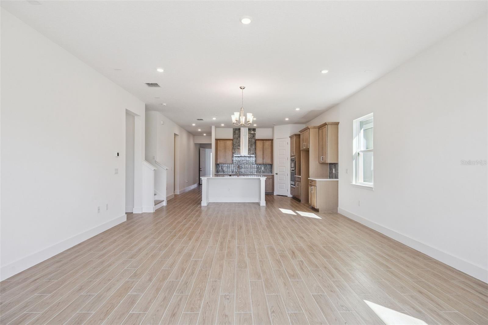 Dining/Living Room Dining/Living Room