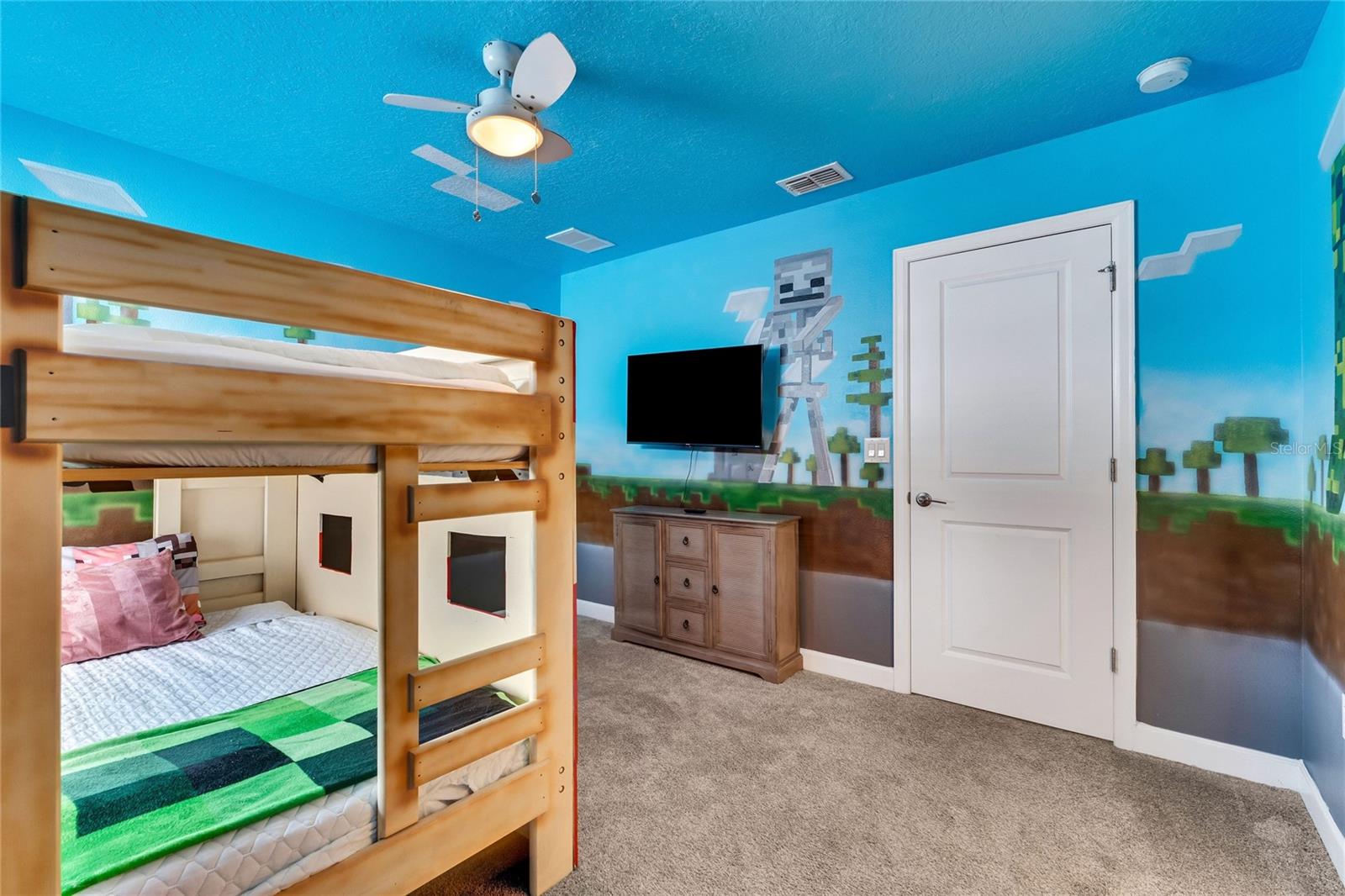 1577 PLUNKER DRIVE, Davenport, FL 33896