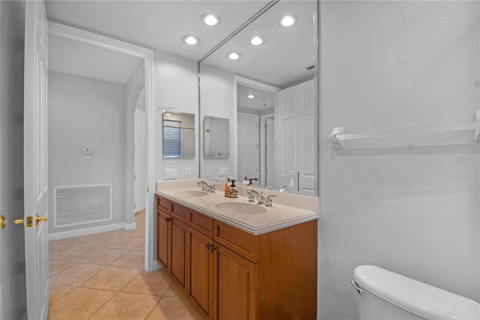 8749 THE ESPLANADE, #24, Orlando, FL 32836