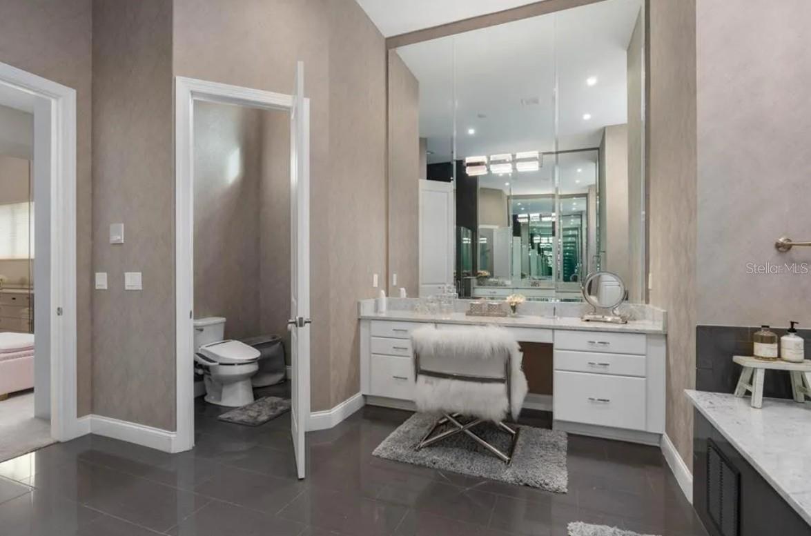 4302 ISABELLA CIR, Windermere, FL 34786