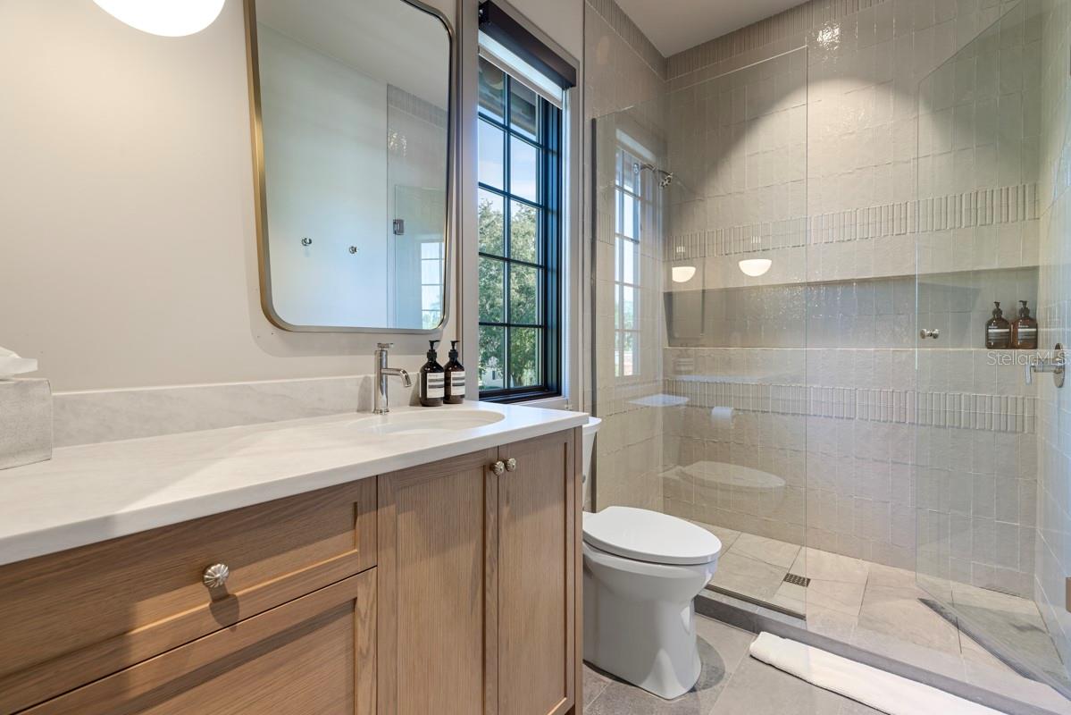 Bedroom 3 - Ensuite Bath