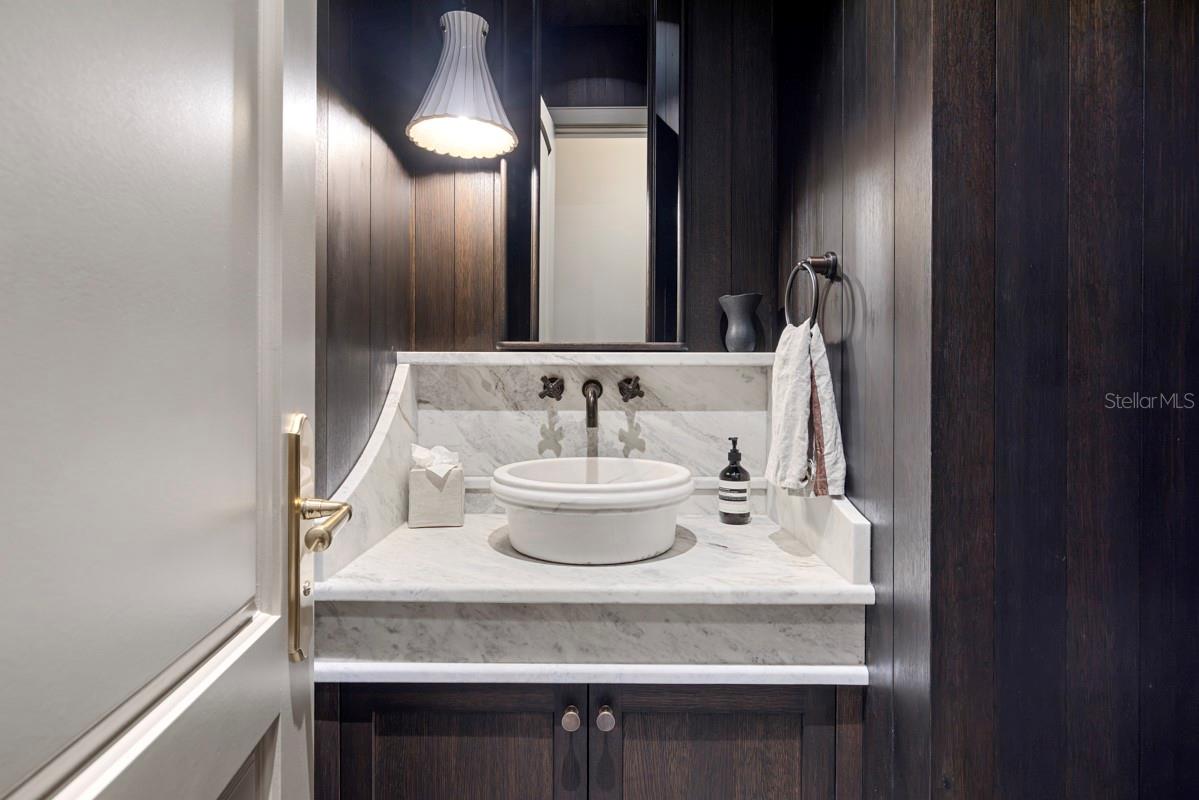 Powder Bath