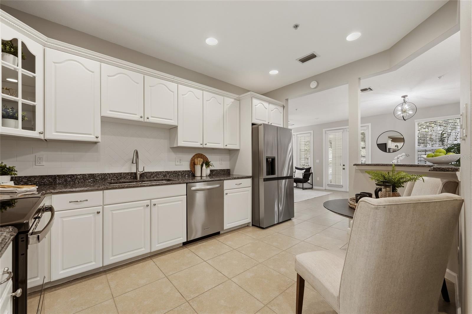 1674 LAKEMONT AVENUE, #101, Orlando, FL 32814