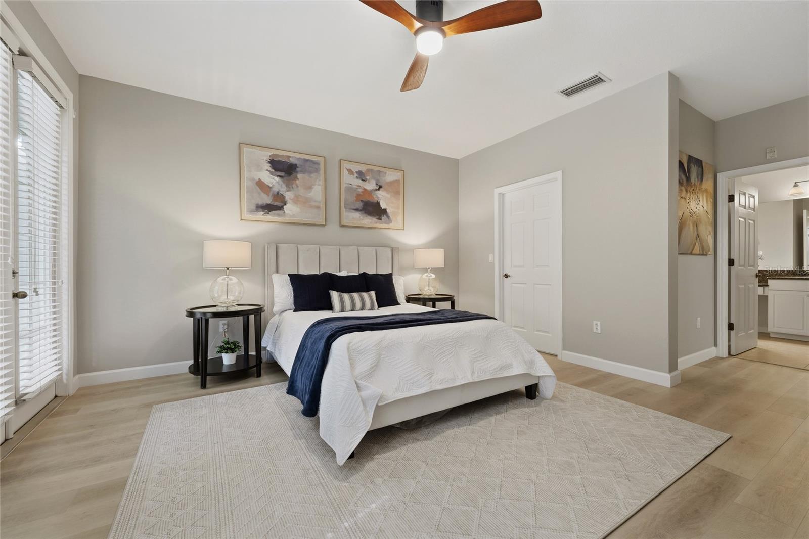 1674 LAKEMONT AVENUE, #101, Orlando, FL 32814