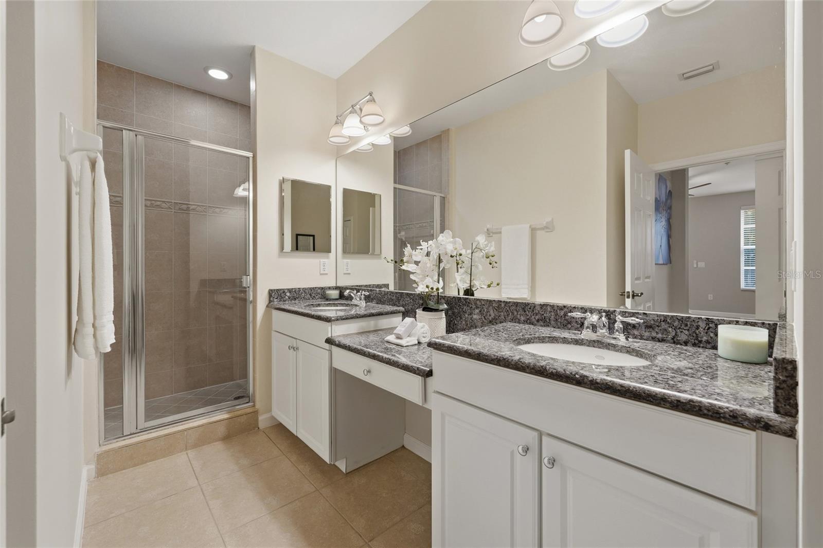 1674 LAKEMONT AVENUE, #101, Orlando, FL 32814