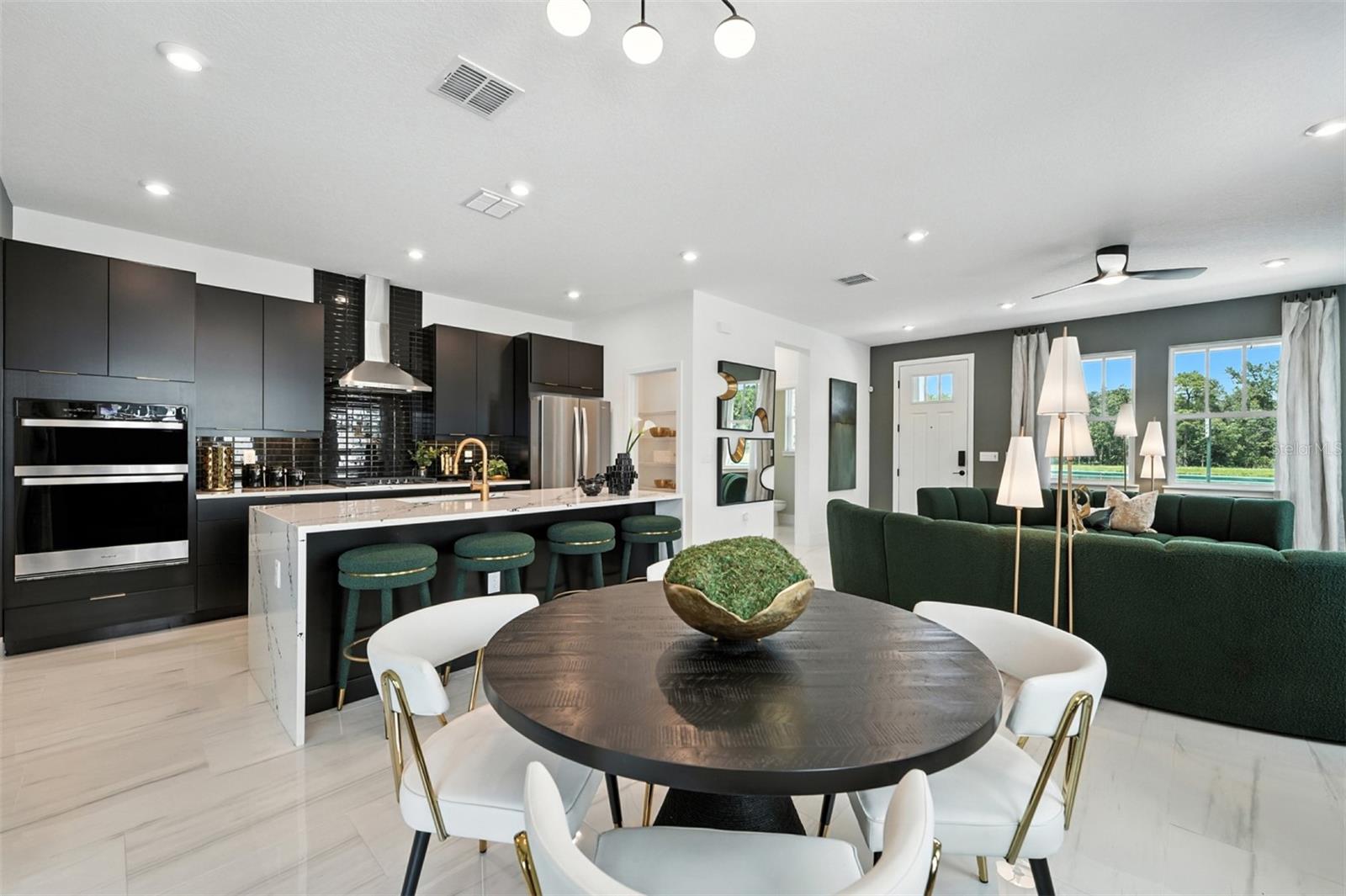 Island Village Anastasia Model Dining Room Island Village Anastasia Model Dining Room