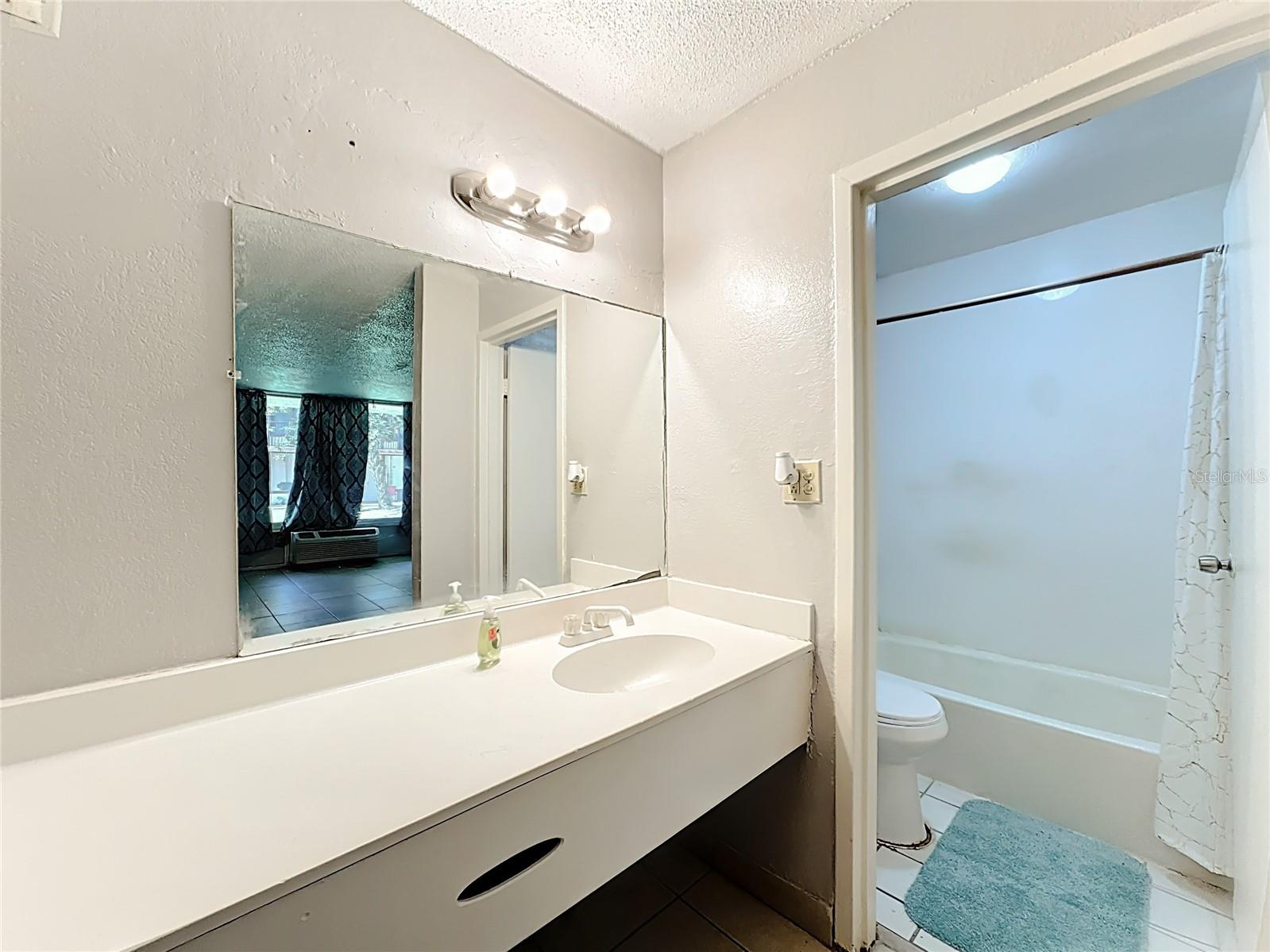 7900 S ORANGE BLOSSOM TRAIL, #1108, Orlando, FL 32809