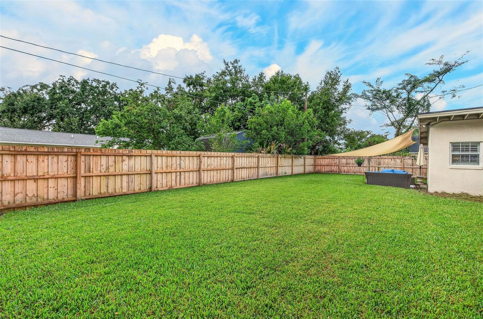 Fully fenced