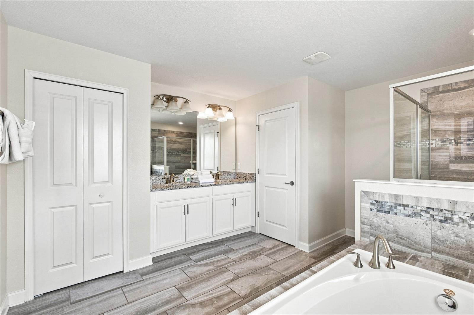 1541 MULLIGAN BOULEVARD, Davenport, FL 33896