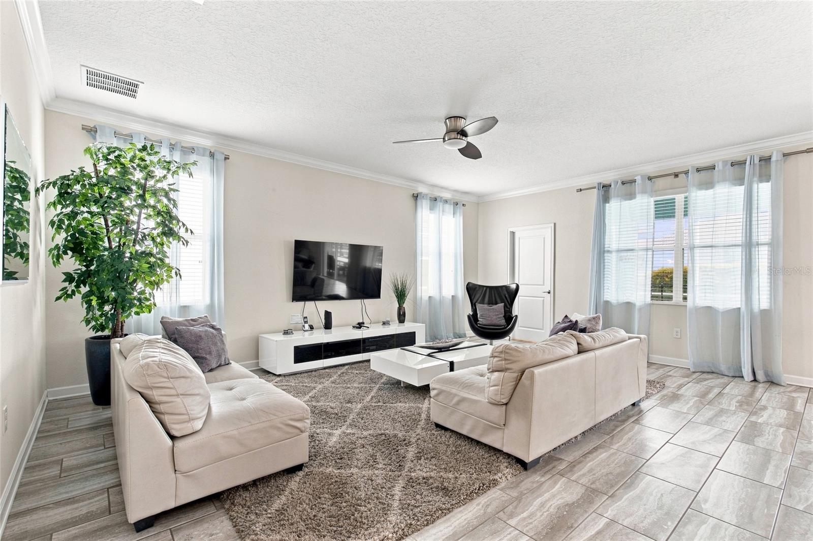 1541 MULLIGAN BOULEVARD, Davenport, FL 33896 1541 MULLIGAN BOULEVARD, Davenport, FL 33896