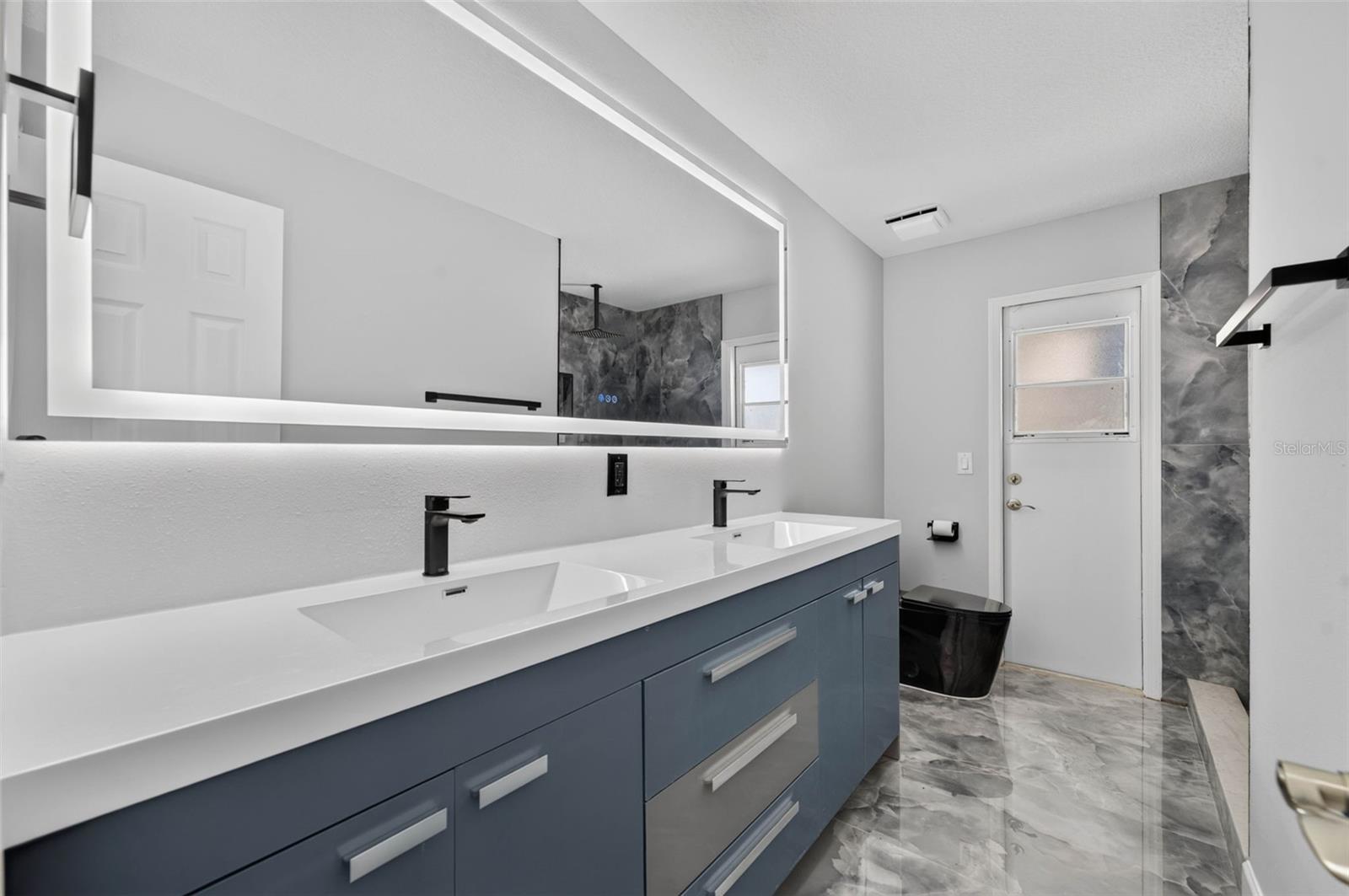 Bathroom #2