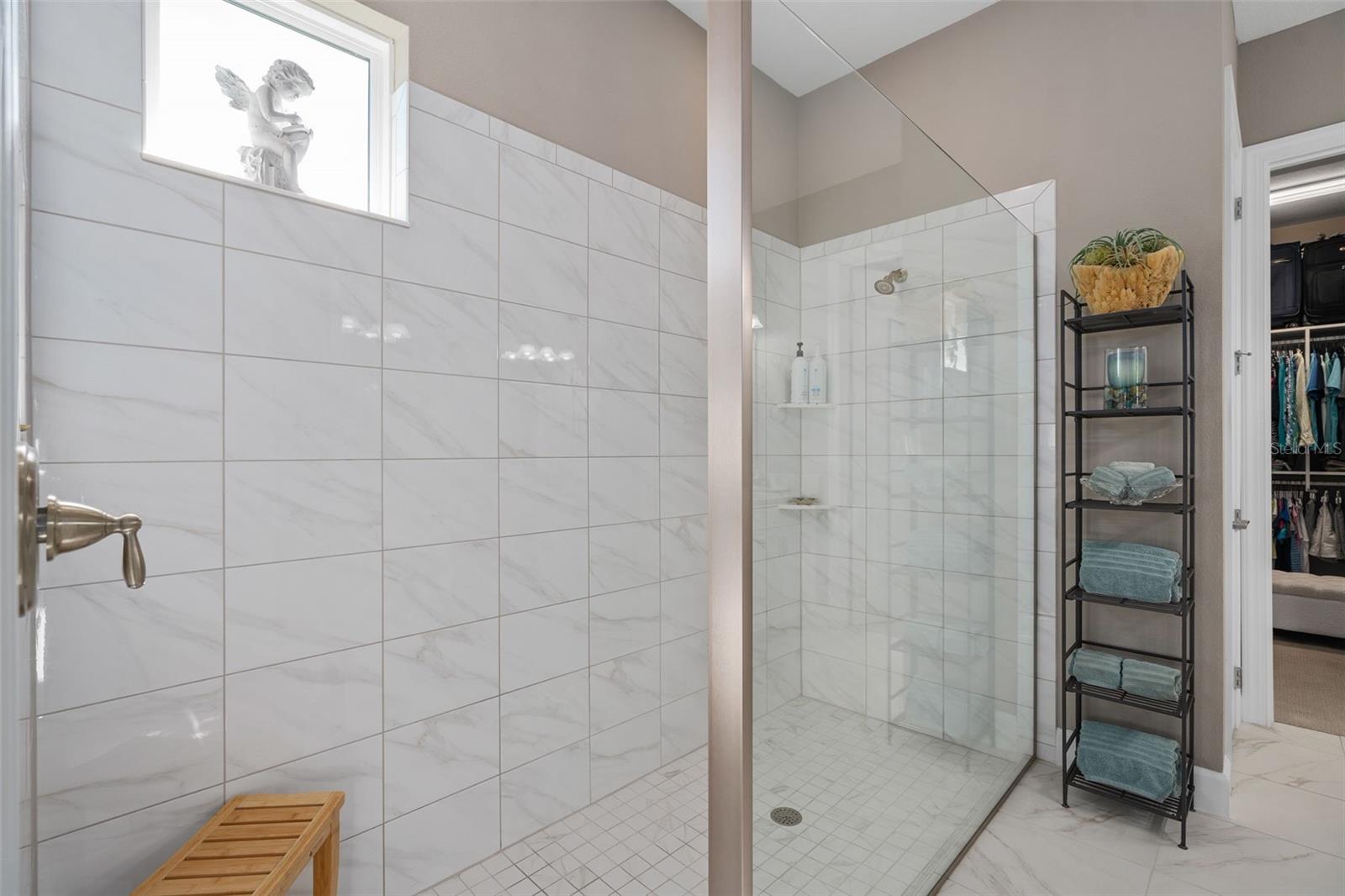 Primary En-Suite shower