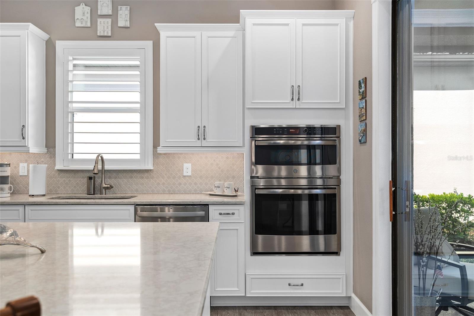 Built-in microwave and oven.