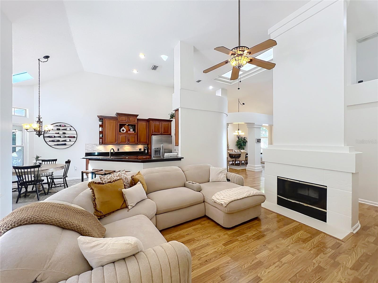 324 REMINGTON DRIVE, Oviedo, FL 32765