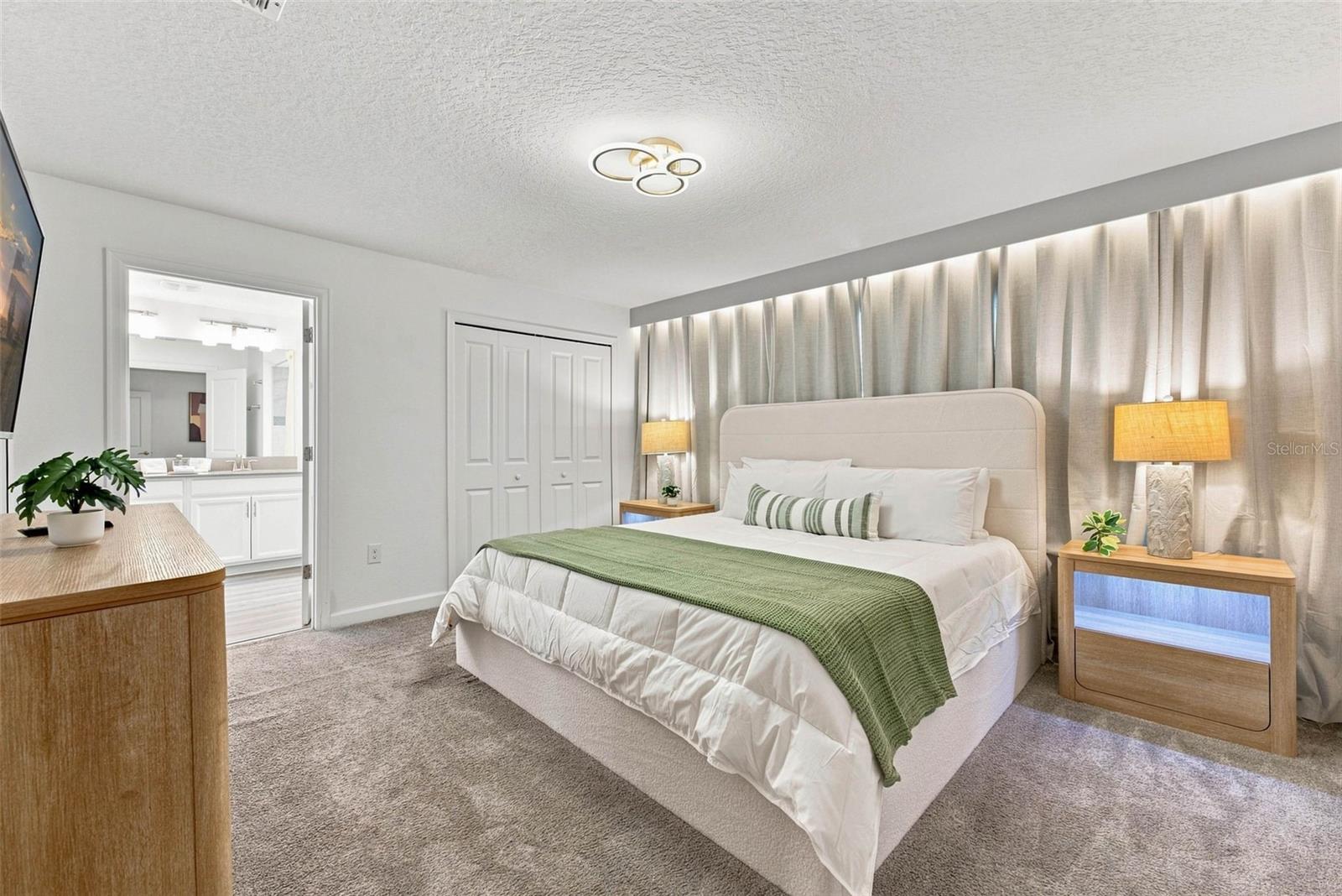 880 PEBBLE BEACH DRIVE, Davenport, FL 33896