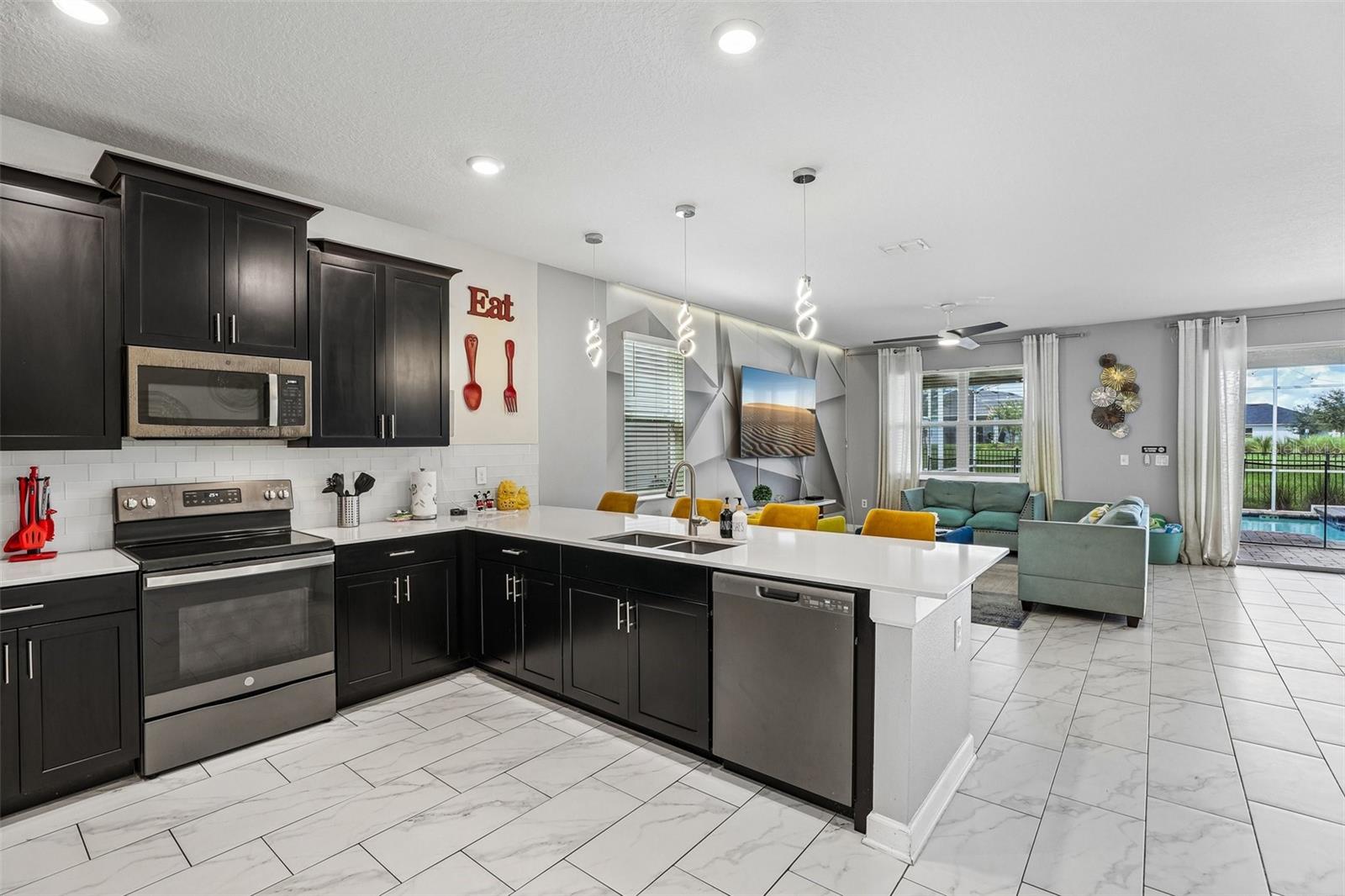 9350 SOMMERSET HILLS DRIVE, Davenport, FL 33896