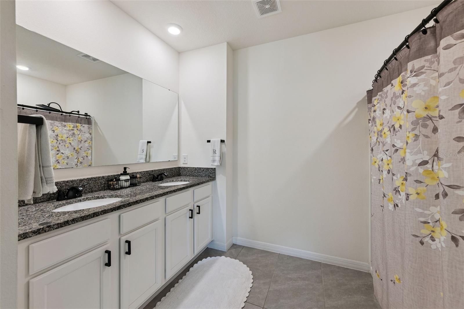 3676 SUNGROVE CIRCLE, Sanford, FL 32771