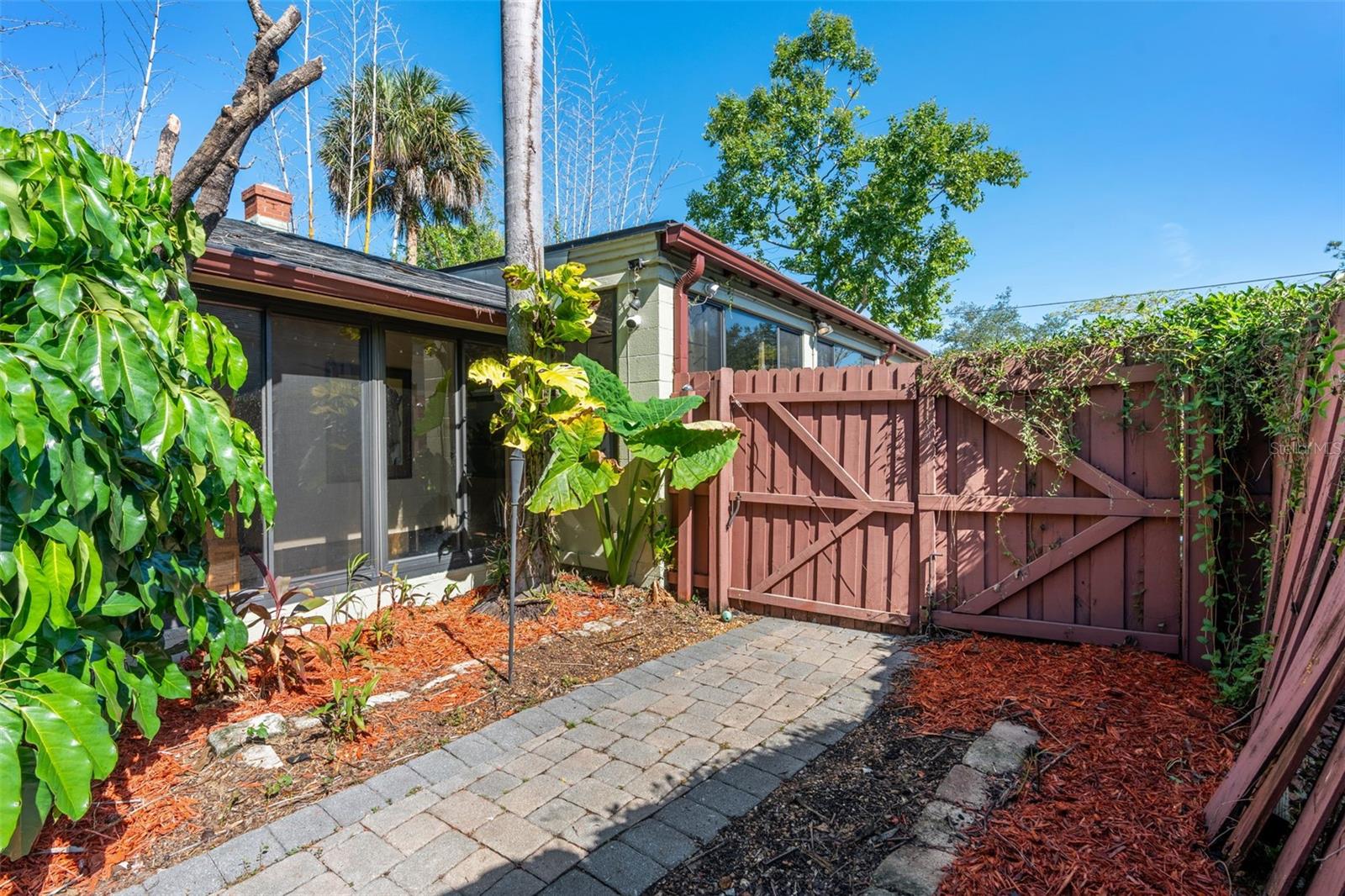 1710 OREGON STREET, Orlando, FL 32803