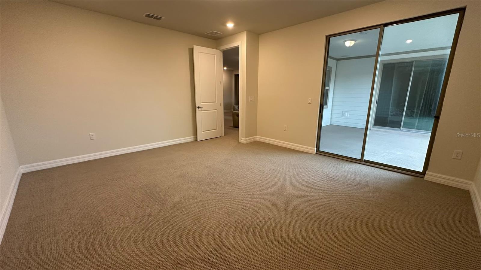 8083 LEAF GROVE CIRCLE, Orlando, FL 32836