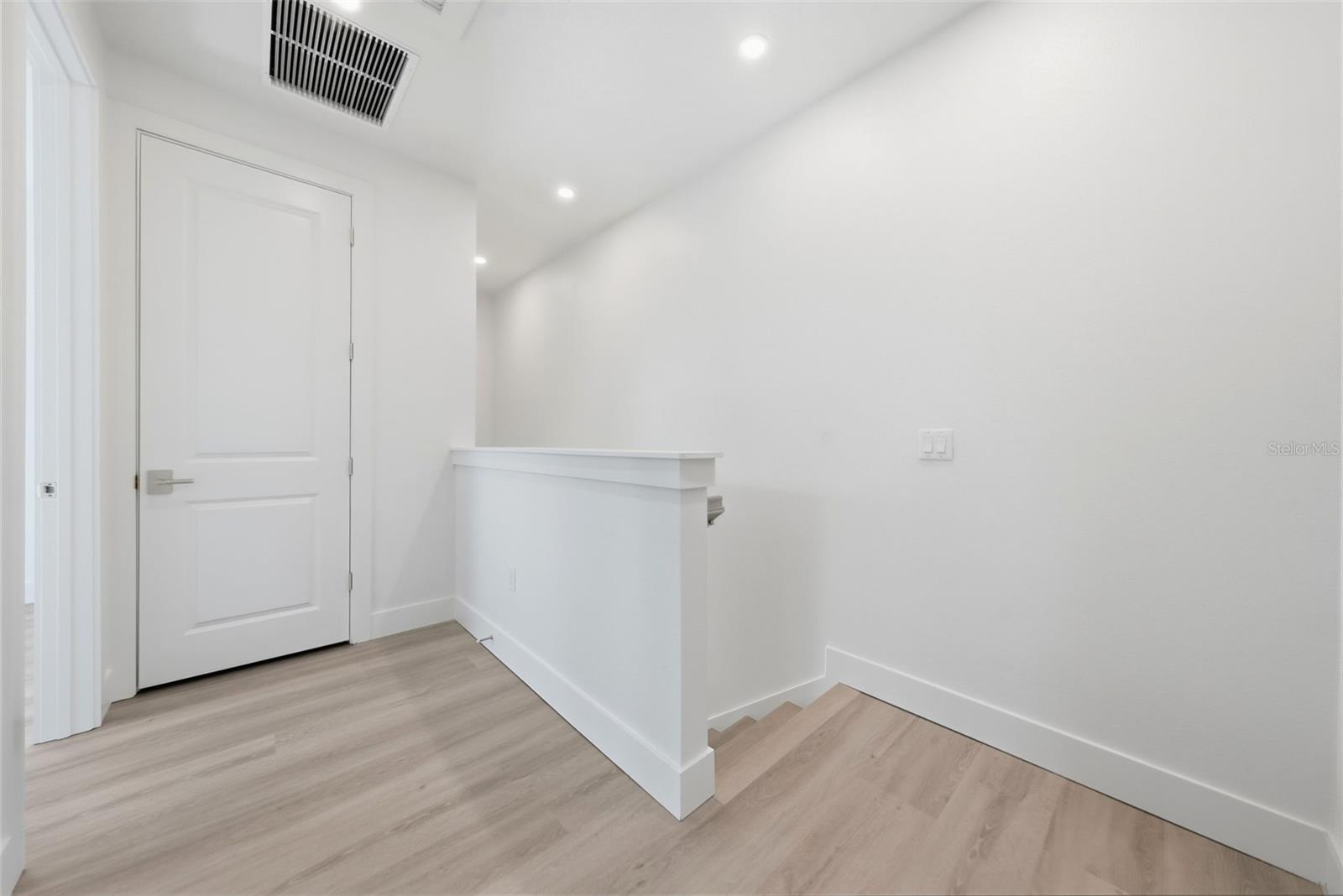 1514 WILSON AVENUE, Orlando, FL 32804