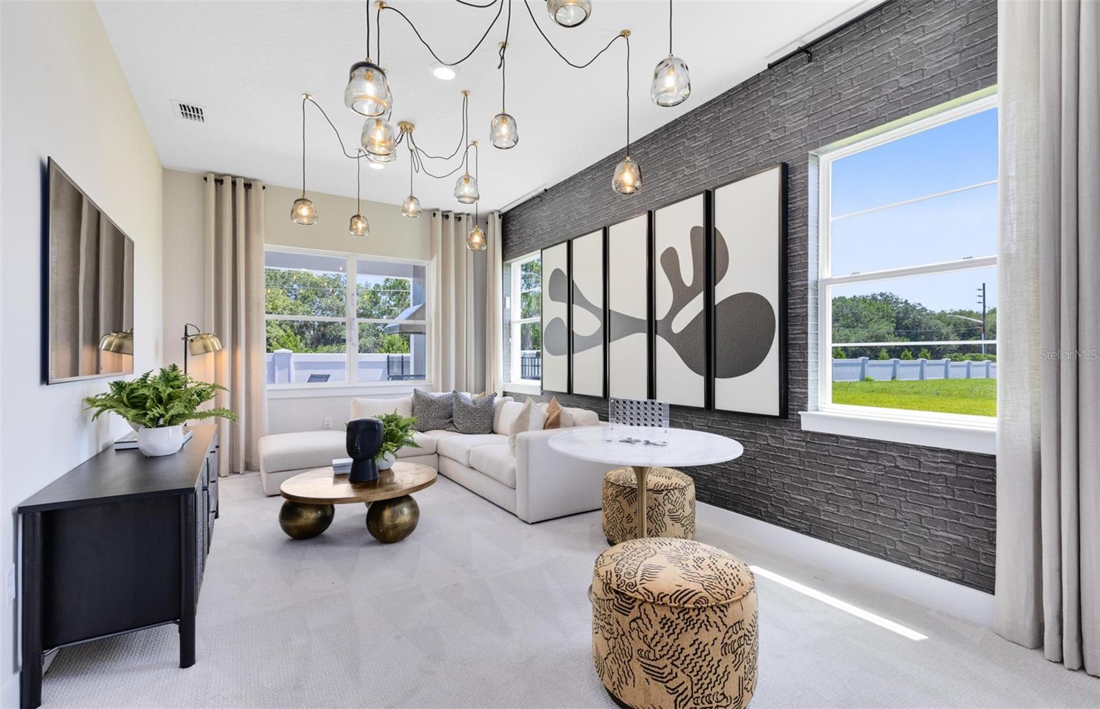 Actual home photo. Colors, finishes, textures and options may appear differently in person due to variations in monitors and viewing devices.