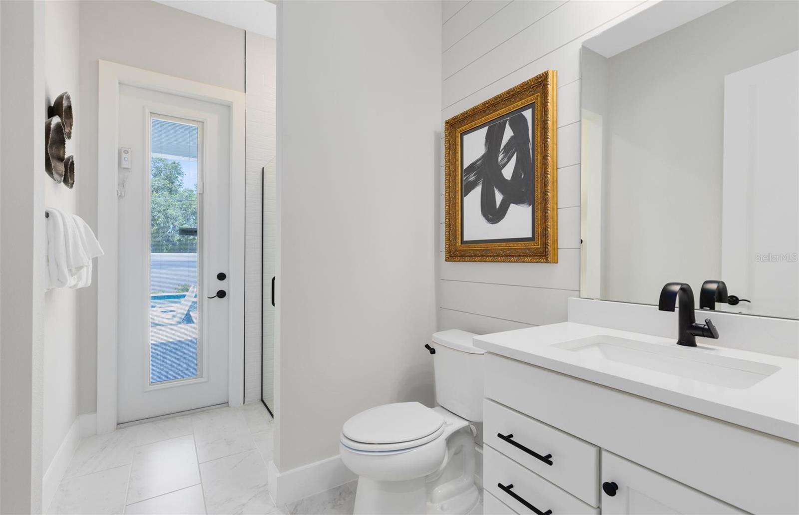 Actual home photo. Colors, finishes, textures and options may appear differently in person due to variations in monitors and viewing devices.