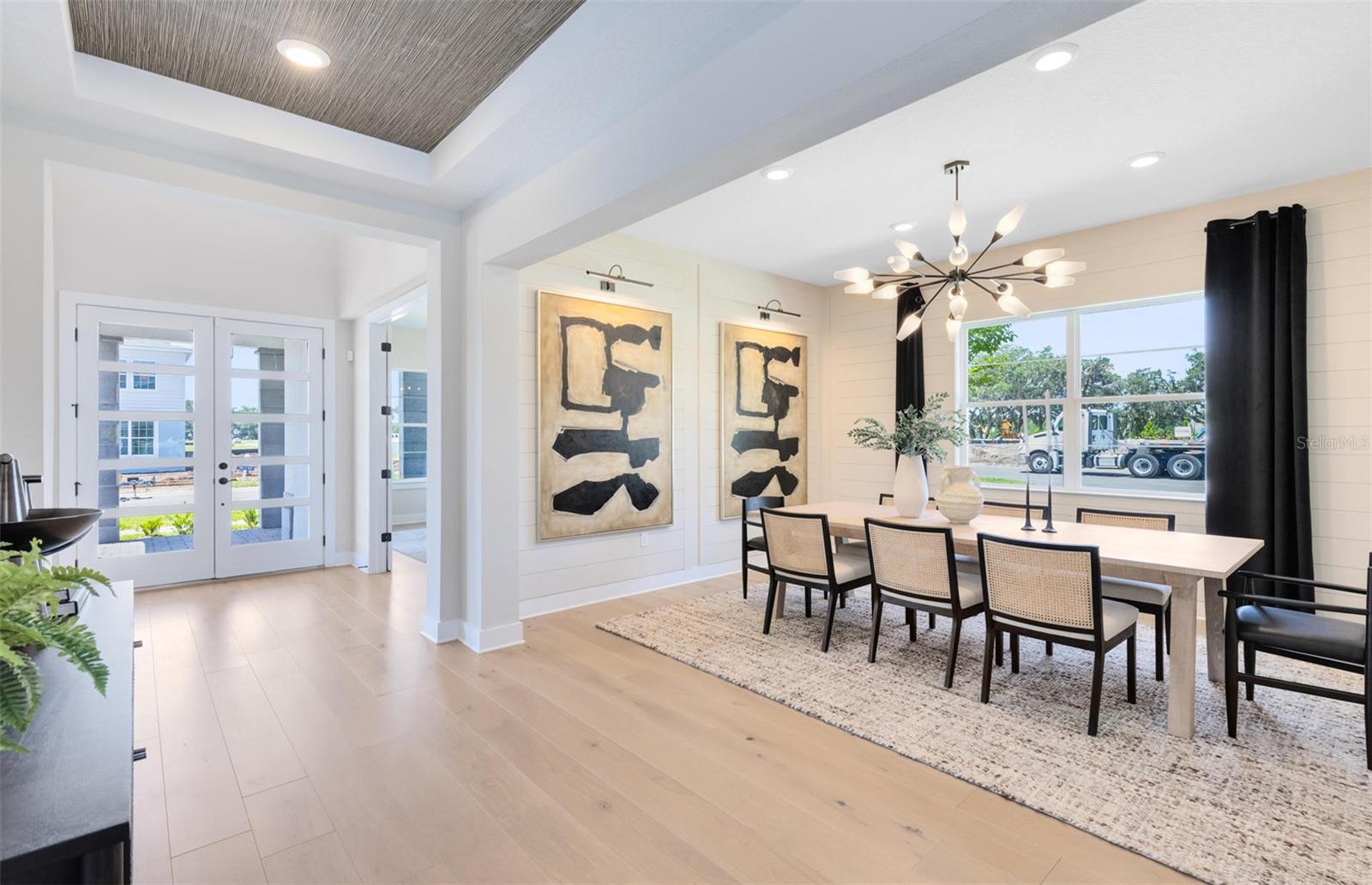 Actual home photo. Colors, finishes, textures and options may appear differently in person due to variations in monitors and viewing devices.