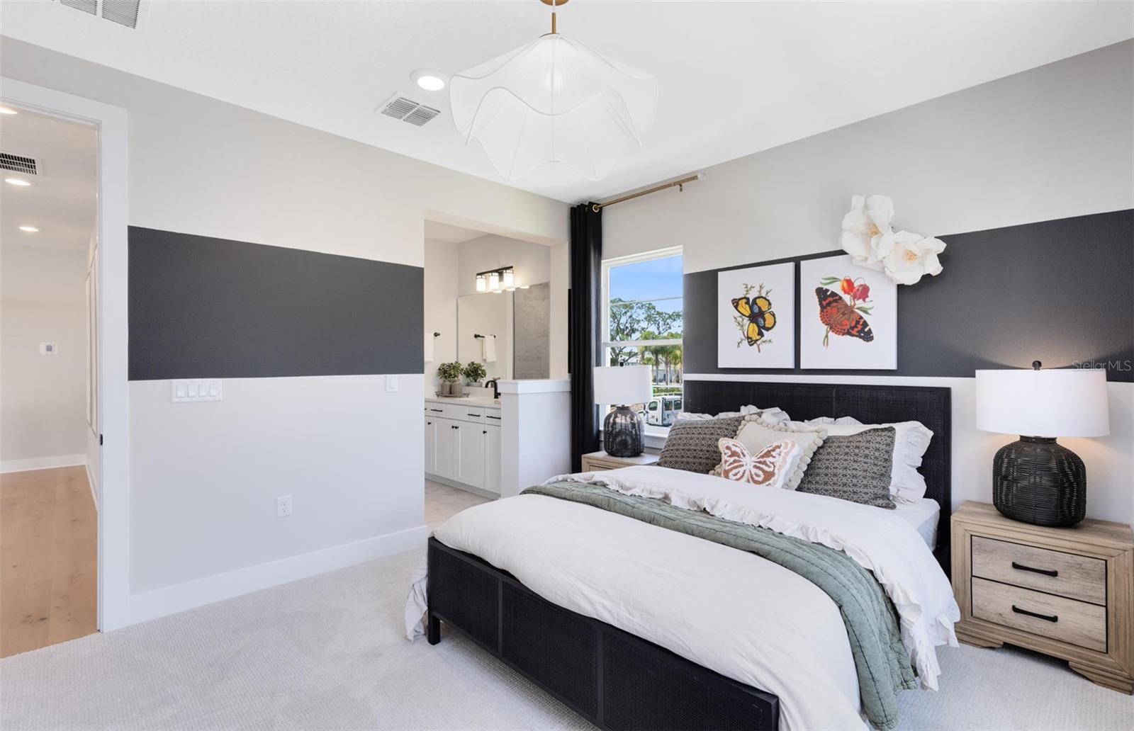 Actual home photo. Colors, finishes, textures and options may appear differently in person due to variations in monitors and viewing devices.