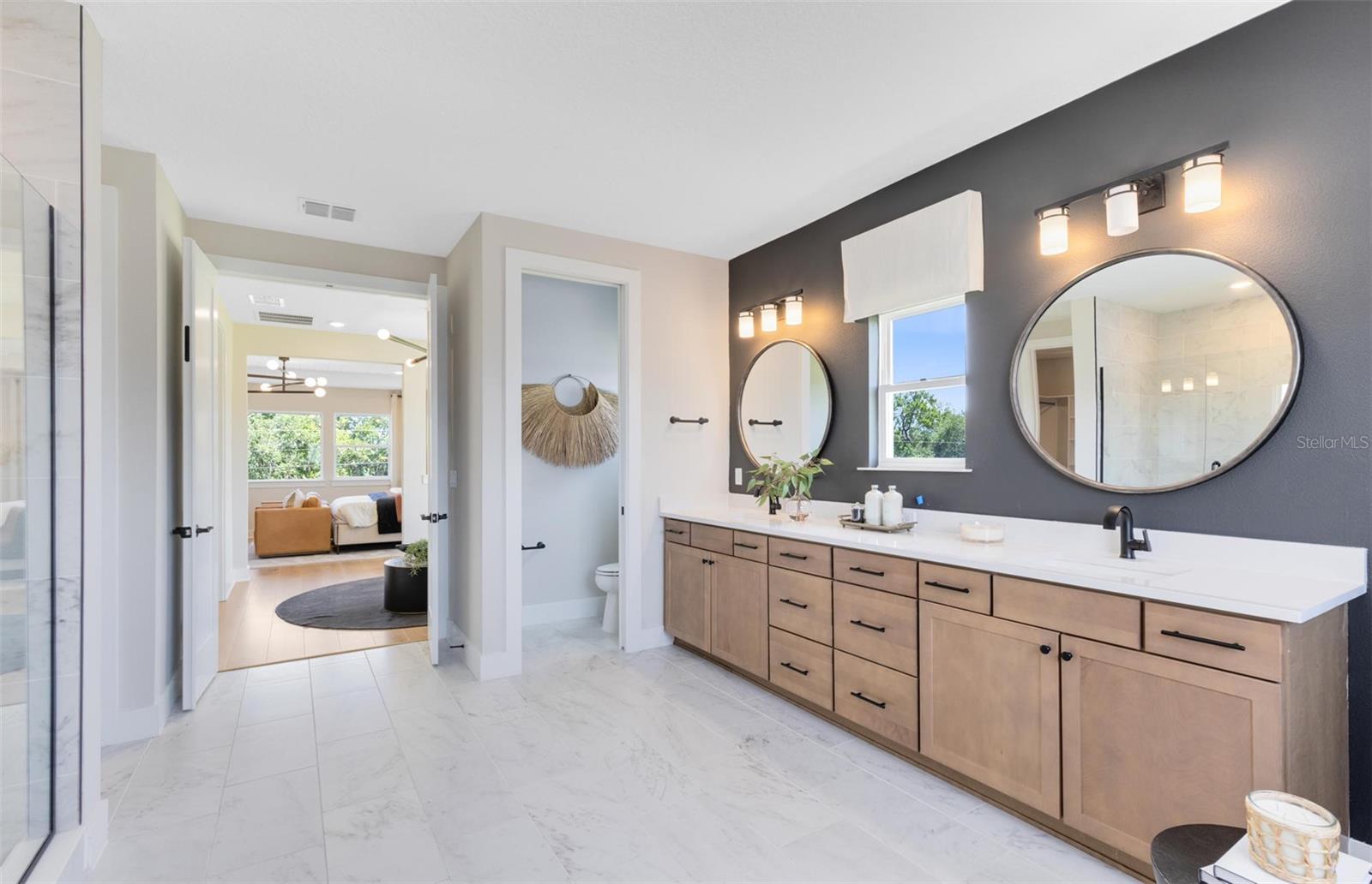 Actual home photo. Colors, finishes, textures and options may appear differently in person due to variations in monitors and viewing devices.