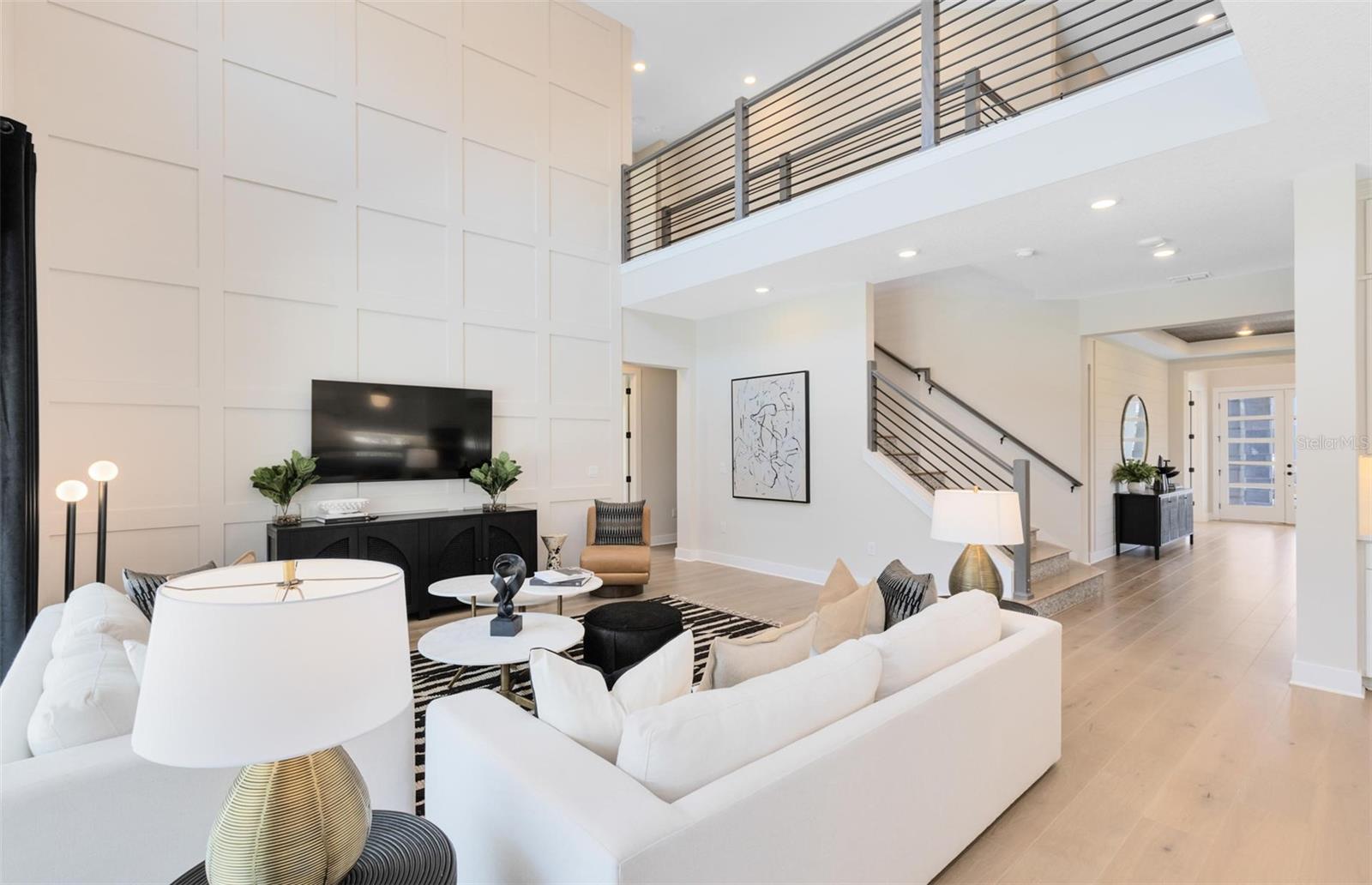 Actual home photo. Colors, finishes, textures and options may appear differently in person due to variations in monitors and viewing devices.