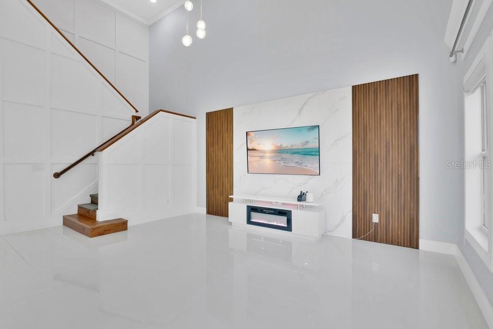 Family Room with fireplace